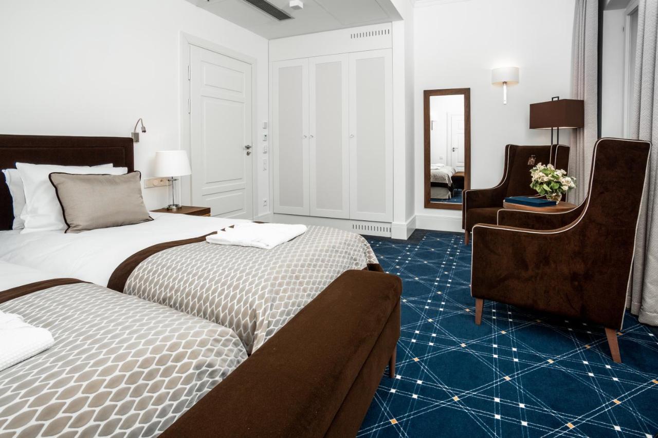 Resort Palac Komierowo 3*
